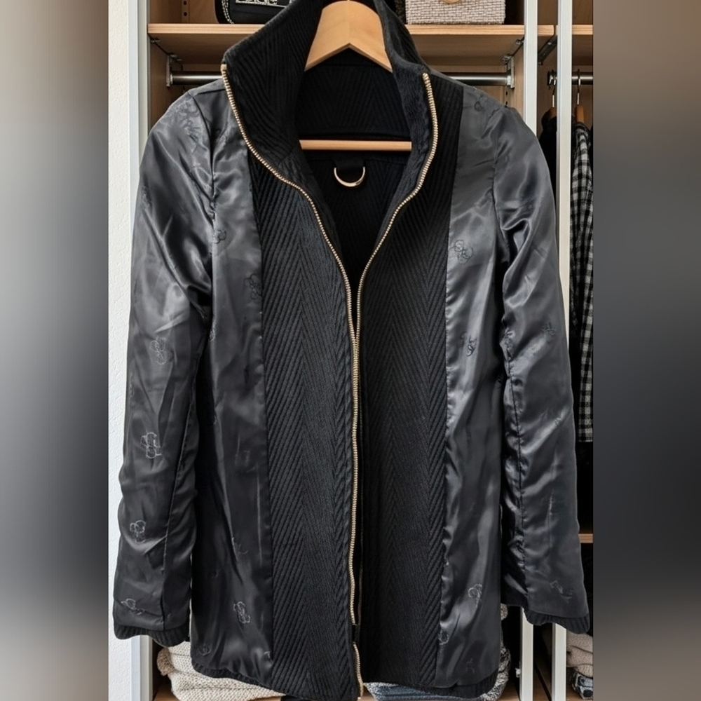 GUESS Black Quilted Herringbone Jacket with Gold Zippers, S Petite - Picture 4 of 7